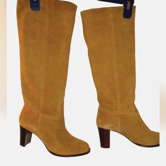 Dr. Scholl's Shoes - ✨️ Dr. Scholls Suede winter Boots 👢 🍁🍃🍂